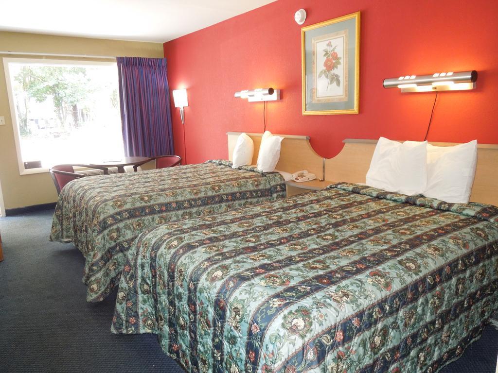 Red Roof Inn Williamsburg Habitación foto